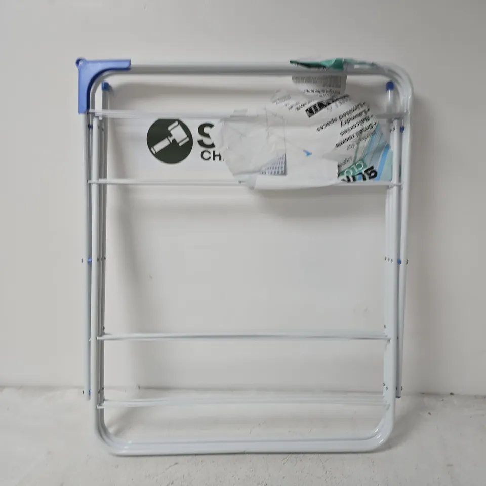 FOLDABLE CLOTHES DRYING RACK