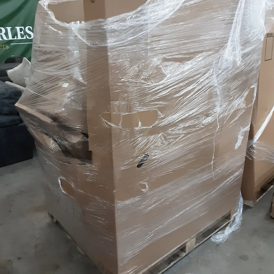 PALLET OF ASSORTED PRODUCTS INCLUDING COLIFE SUITCASE, COMHOMA OFFICE CHAIR, KINGCAMP OUTDOOR FURNITURE, DAYSTAR BEACH CHAIR WITH HEADREST, NOFFA  