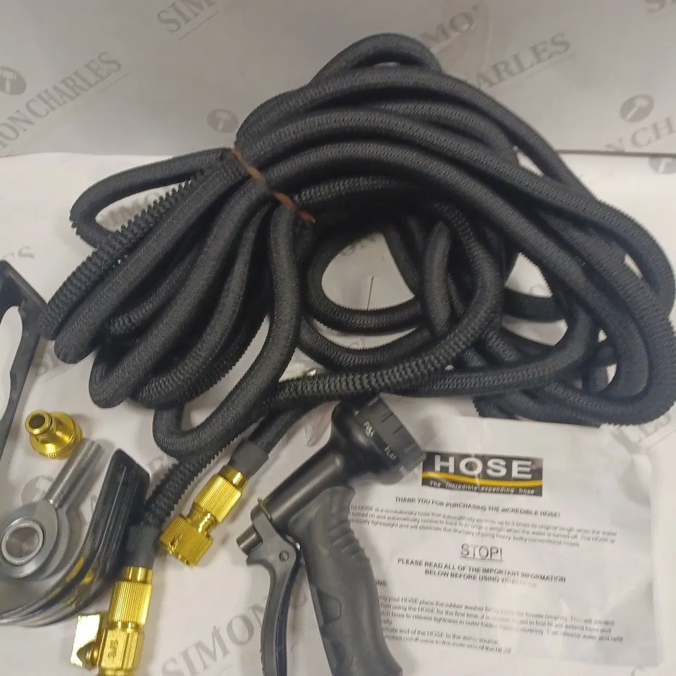 EXPANDING HOSE WITH FITTINGS - BLACK