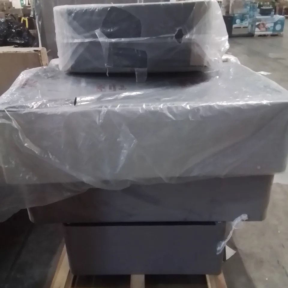 PALLET CONTAINING VARIOUS DIVAN BED PARTS 