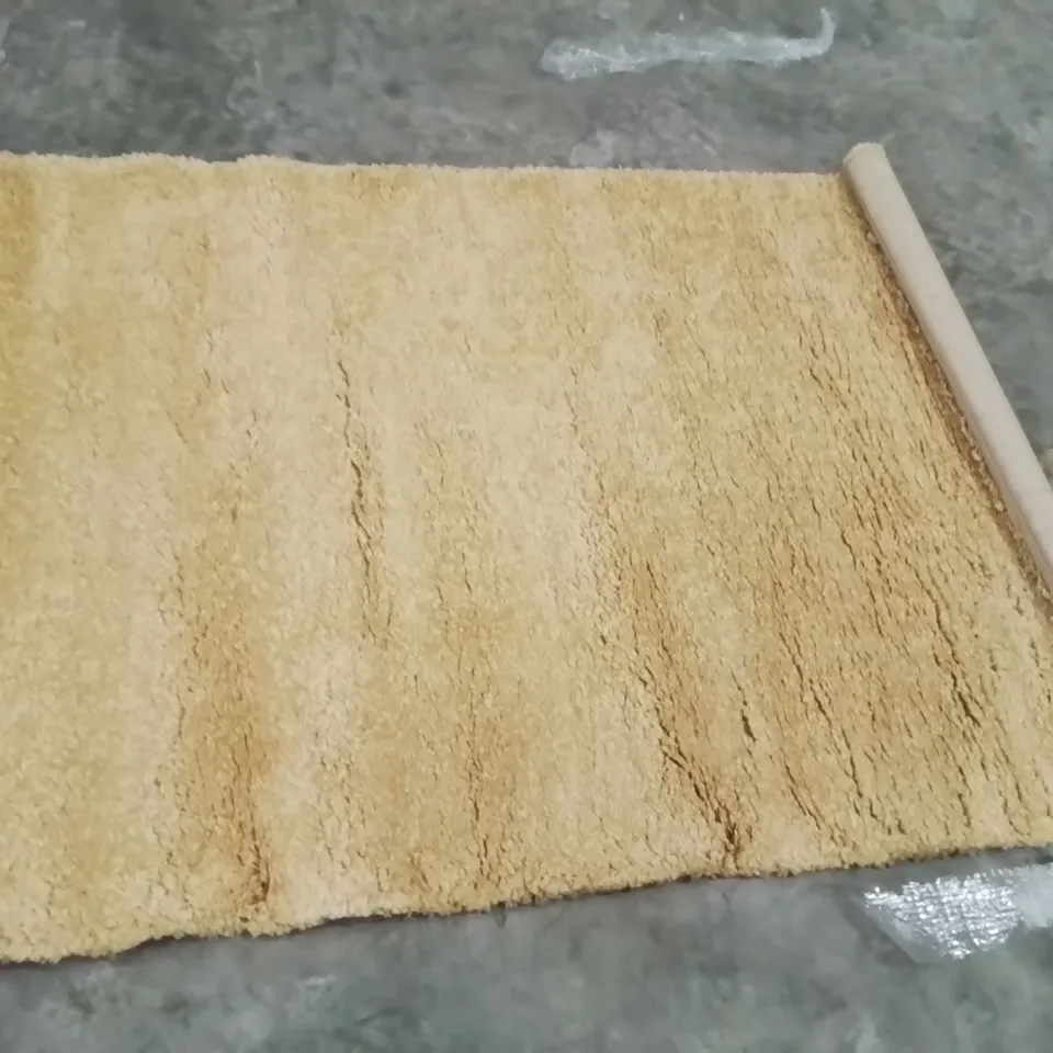 QUALITY DESIGNER AREA RUG - APPROXIMATELY 200X150CM