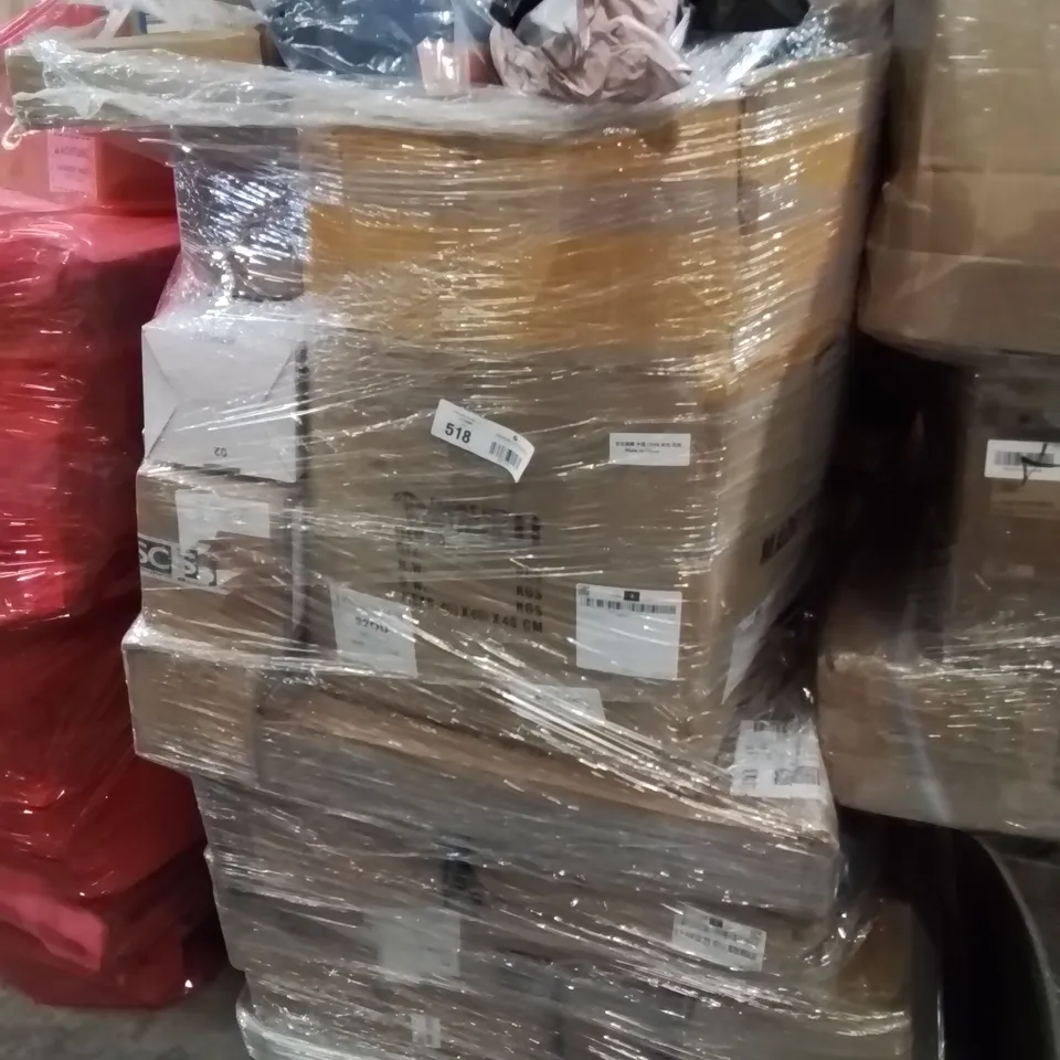 PALLET CONTAINING VARIOUS ASSORTED CUSTOMER RETURNS. TO INCLUDE, BLAMKET/THROWS, AIR HEATER, CAR SPEAKERS, CLOTHING ITEMS ECT.