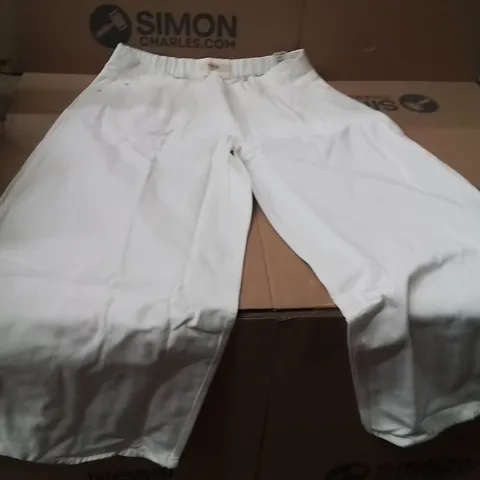 BOXED BRAND NEW APPROXIMATELY 14 SIMPLY BE WIDE LEG DENIM JEANS WHITE SIZE 18R