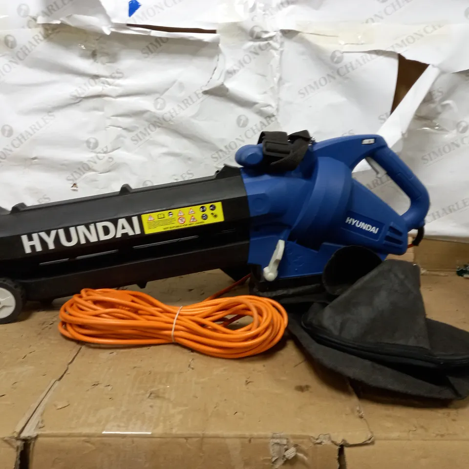 HYUNDAI 3-IN-1 LEAF BLOWER-VACUUM-MULCHER, 15M CABLE 45L BAG
