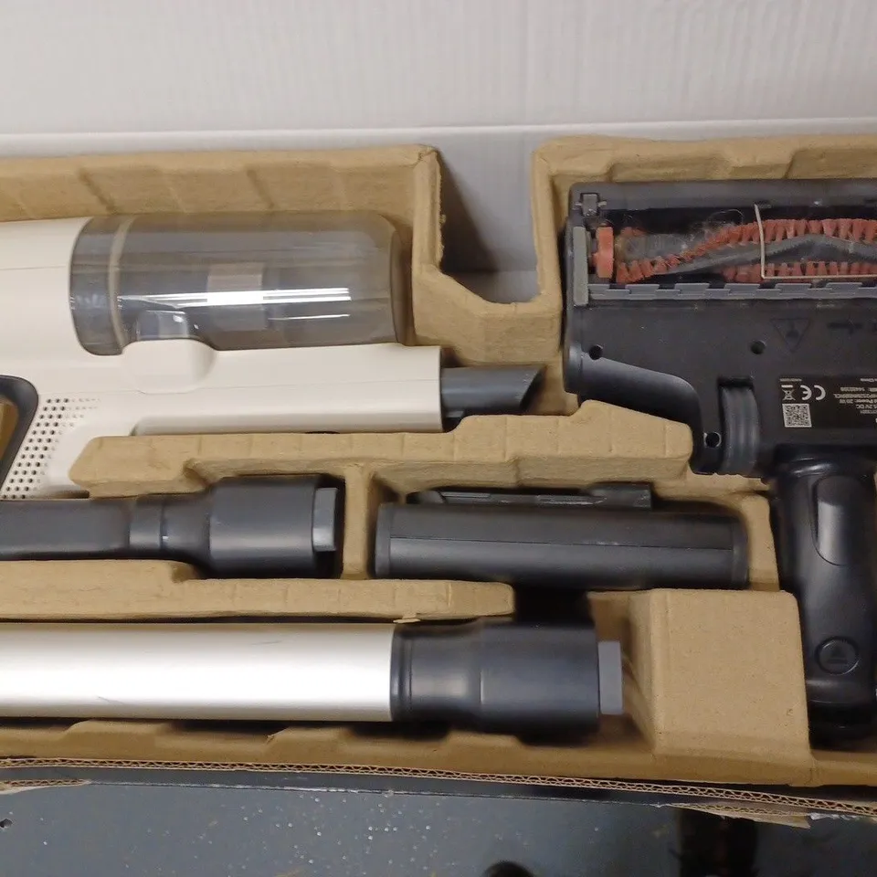 AEG ULTIMATE 8000 CORDLESS CLEANER