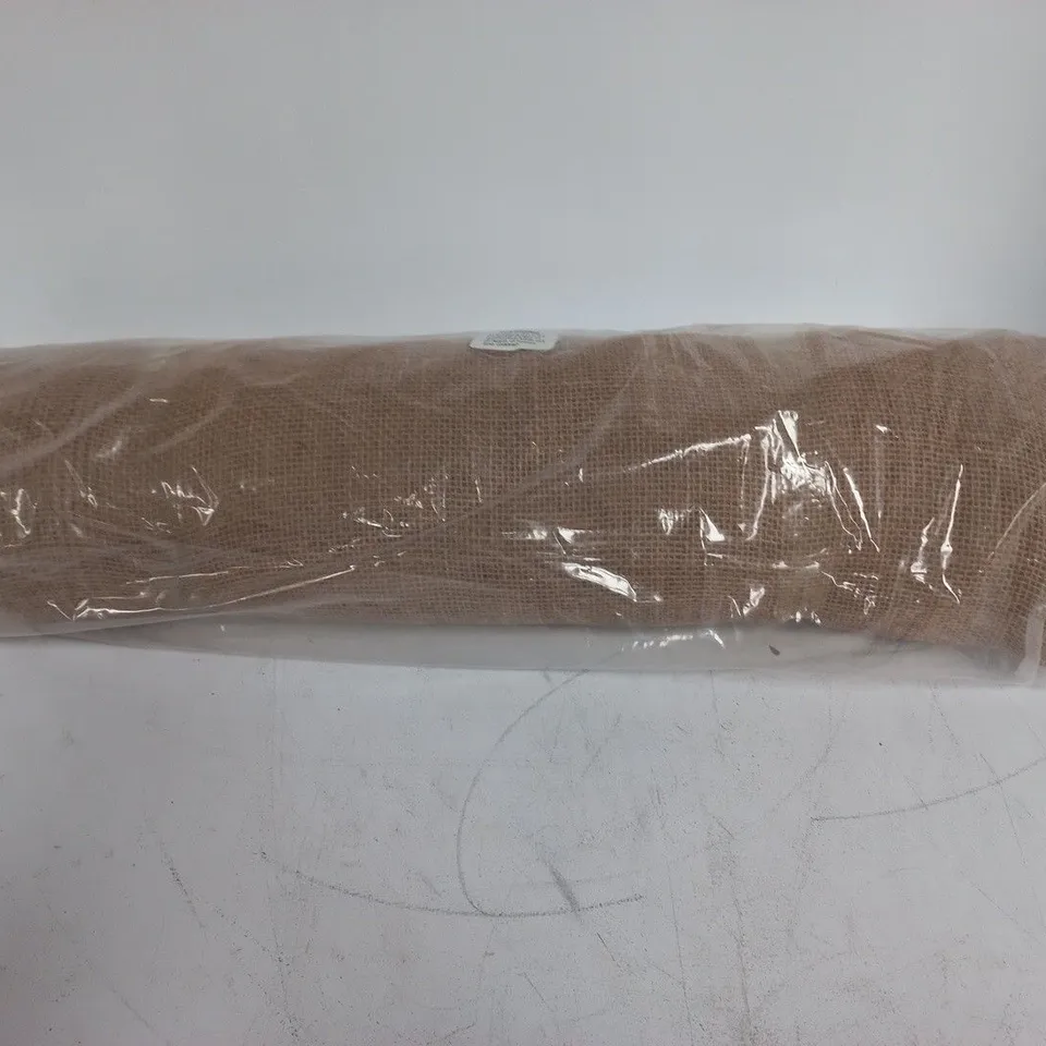 ROLL OF NATURAL JUTE FABRIC - APPROXIMATELY 68CM X UNSPECIFIED