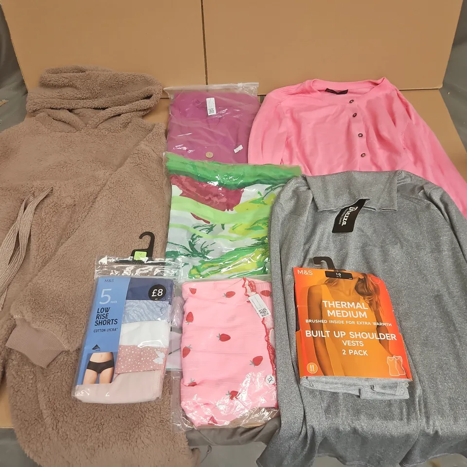 LARGE QUANTITY OF ASSORTED CLOTHING ITEMS TO INCLUDE M&S AND ASOS IN VARIOUS SIZES