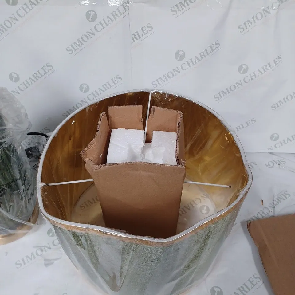 MY HOME STORIES GLASS METALLIC TABLE LAMP