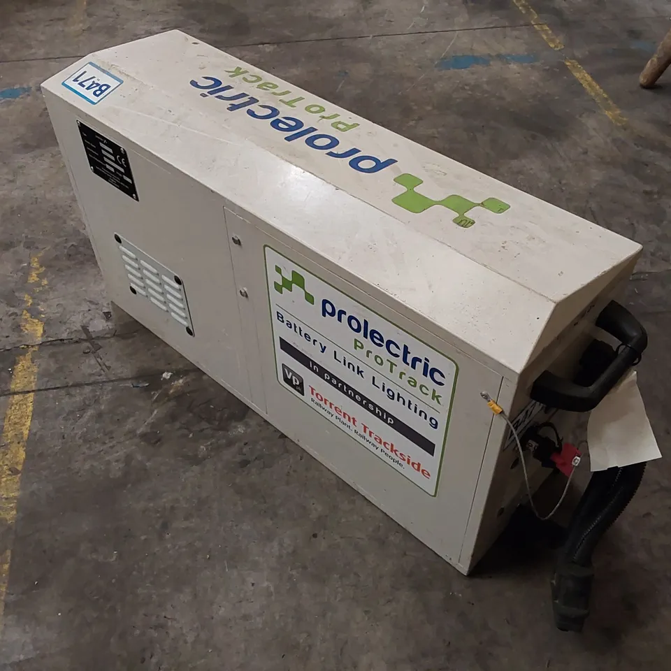 PROLECTRIC PROTRACK PTRV-1.1/CB LIGHTING BATTERY POWER PACK