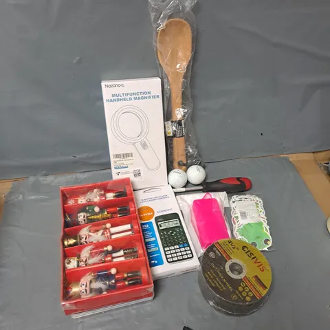 APPROXIMATELY 20 ASSORTED HOUSEHOLD ITEMS TO INCLUDE GOLFBALLS, SCIENTIFIC CALCULATOR, MAGNIFIER, ETC