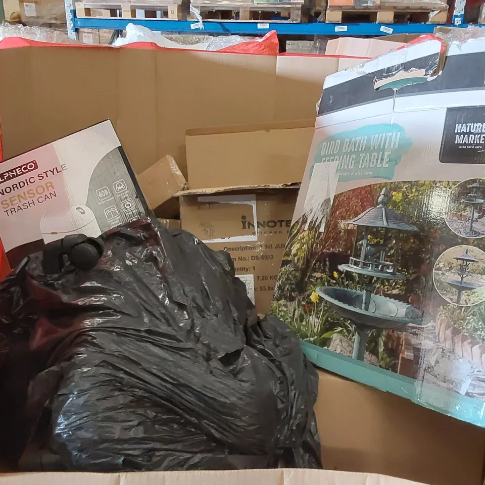 PALLET CONTAINING ASSORTED HOUSEHOLD PRODUCTS INCLUDING SENSOR TRASH CAN, BIRD BATH, KITCHEN TAP/FAUCET, FOOD BLENDER, OFFICE CHAIR ETC