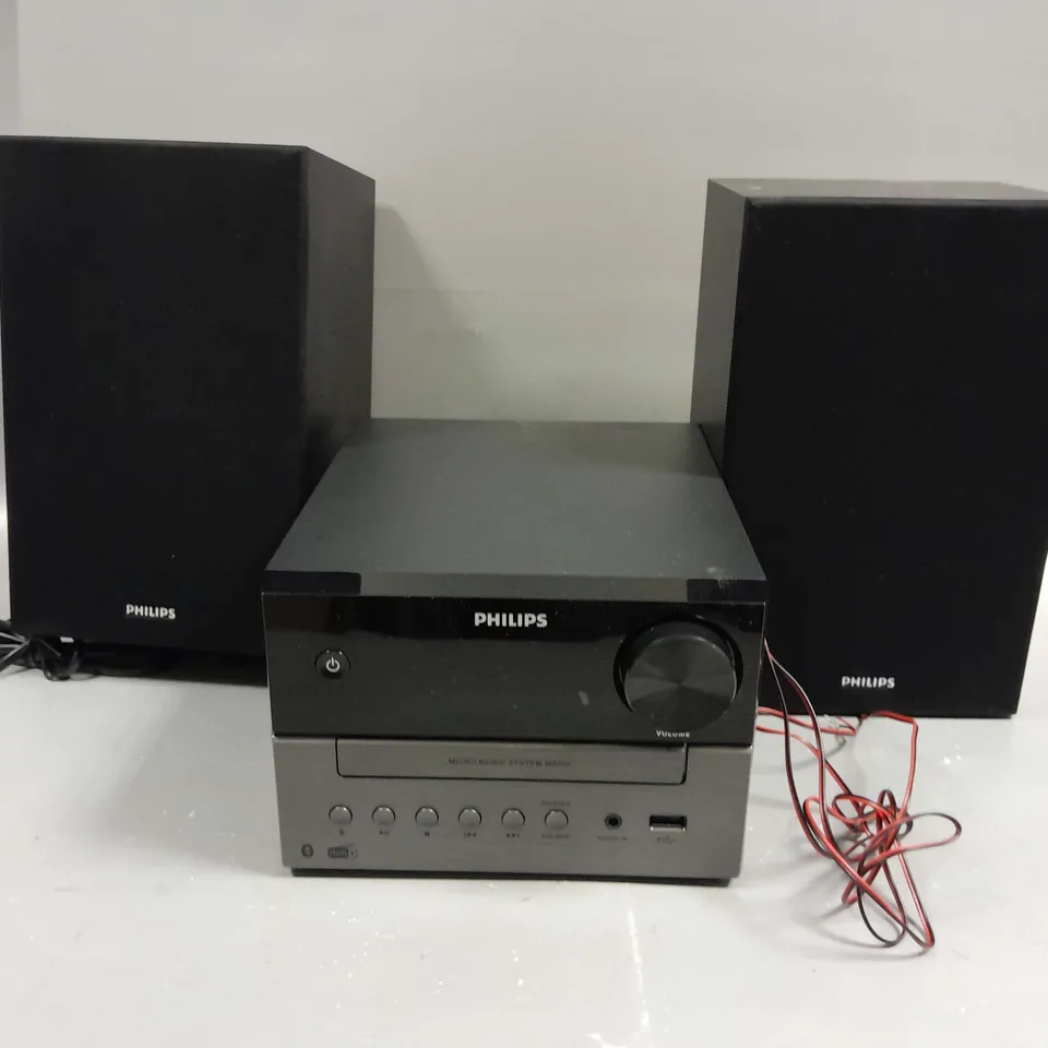 BOXED PHILIPS MICRO MUSIC SYSTEM 3000 SERIES