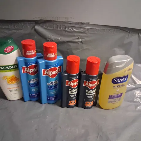 APPROXIMATELY 20 ASSORTED HEALTH AND BEAUTY PRODUCTS TO INCLUDE; ALPECIN, SANEX AND PALMOLIVE