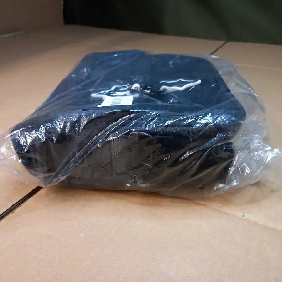 PACKAGED TRAPSTAR BLACK/LOGO BAG