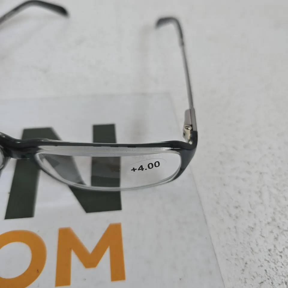 BURBERRY EYEWEAR BY SAFILO – GLASSES WITH +4.00 PRESCRIPTION, RECTANGULAR METAL FRAME