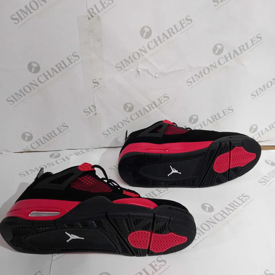 UNBOXED PAIR OF NIKE AIR JORDANS 4 BLACK/RED UK 9 