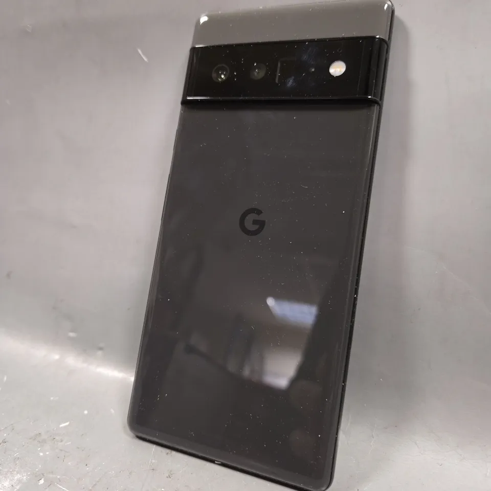 BOXED GOOGLE PIXEL 6 PRO IN GREY