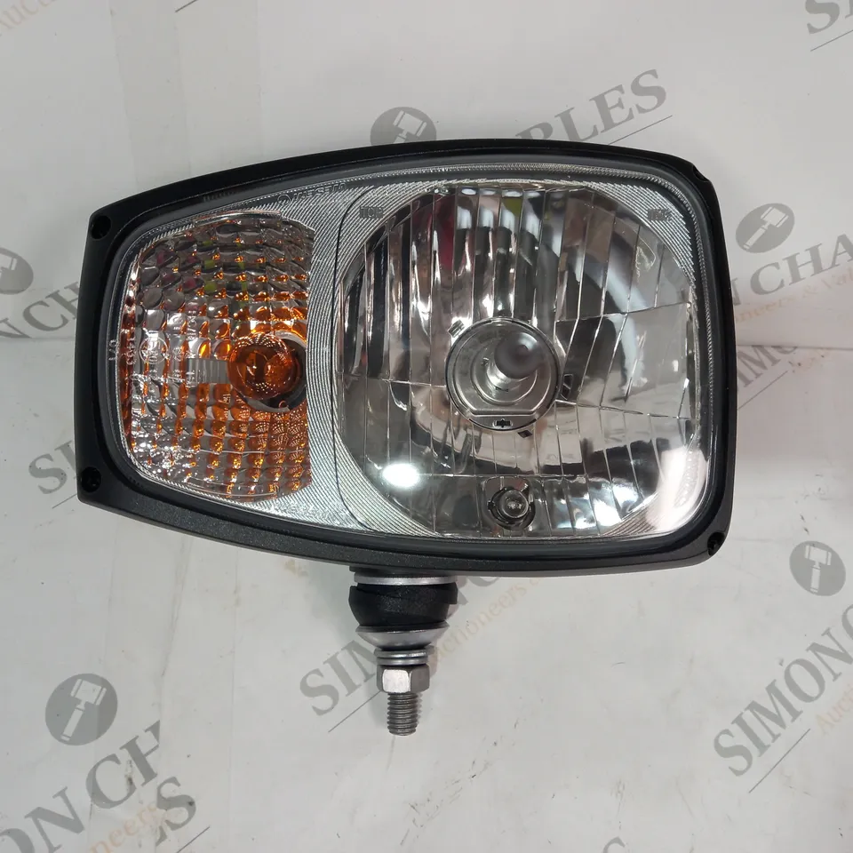 BOXED BRAND NEW RH BOTTOM MOUNT HEADLAMP 12V - RL.RGV3.KLI.12V