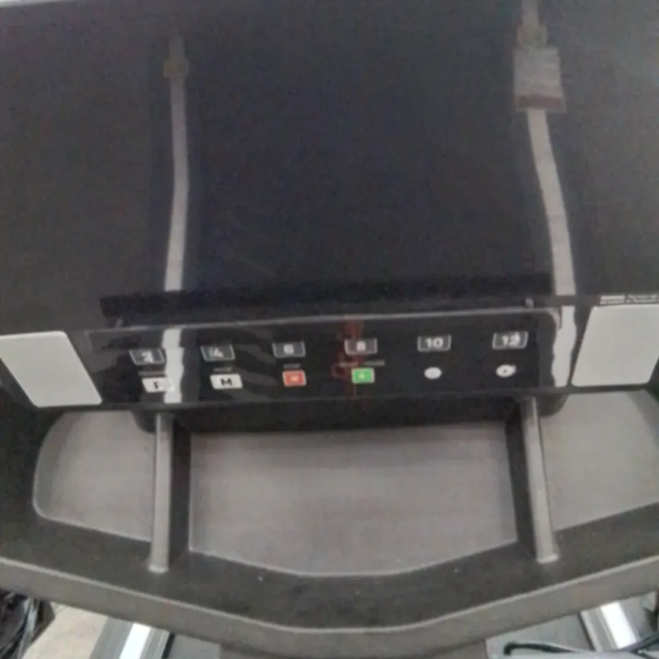 REEBOK A2.0 ASTRORIDE TREADMILL RRP £499.99