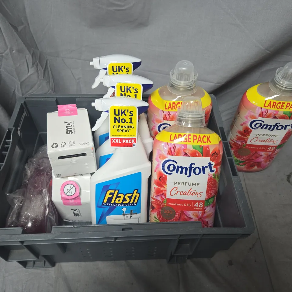 APPROXIMATELY 10 CLEANING PRODUCTS BUNDLE: COMFORT PERFUME CREATIONS FABRIC CONDITIONER (STRAWBERRY & LILY) 48 WASHES X 3 + FLASH SPRAY