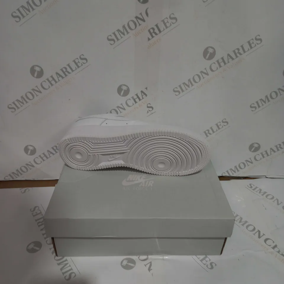 BOXED PAIR OF NIKE WHITE AIR FORCE ONES SIZE 5.5