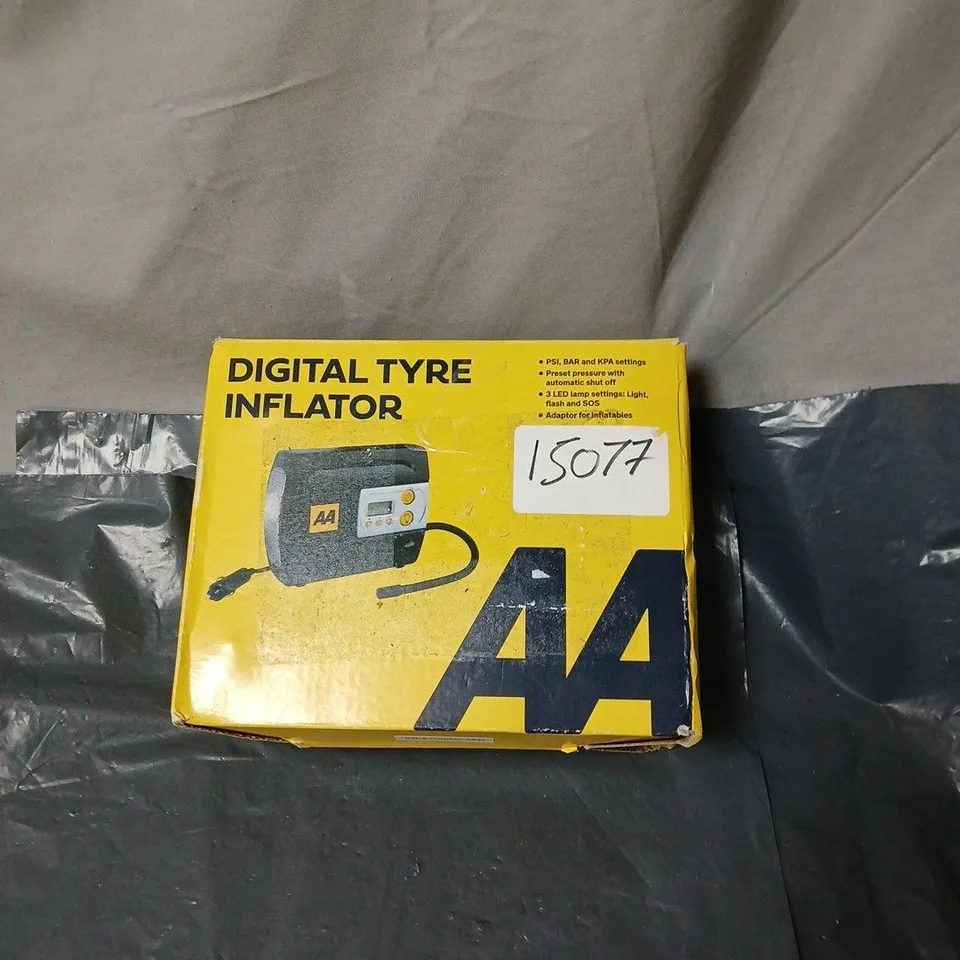 AA DIGITAL TYRE INFLATOR – BOXED