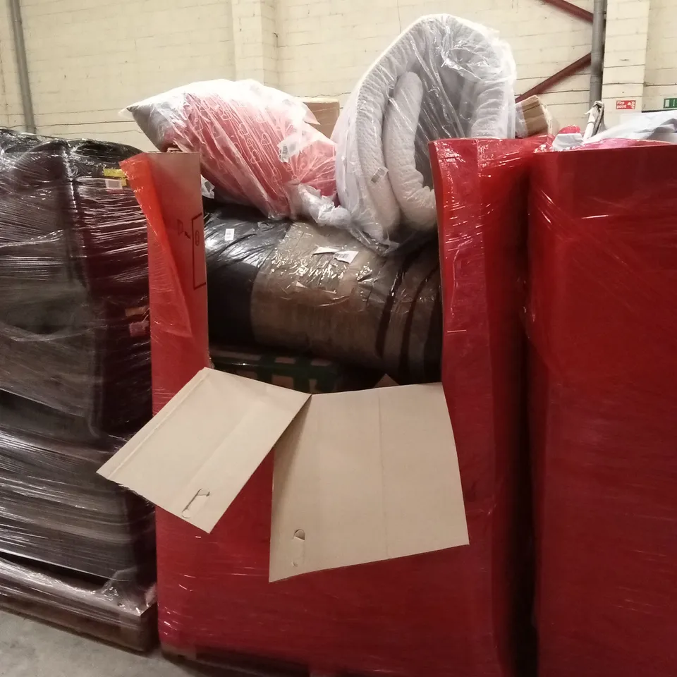 PALLET OF ASSORTED HOUSEHOLD GOODS AND PRODUCTS TO INCLUDE; BEDROOM PRODUCTS, MATTRESS TOPPERS ETC