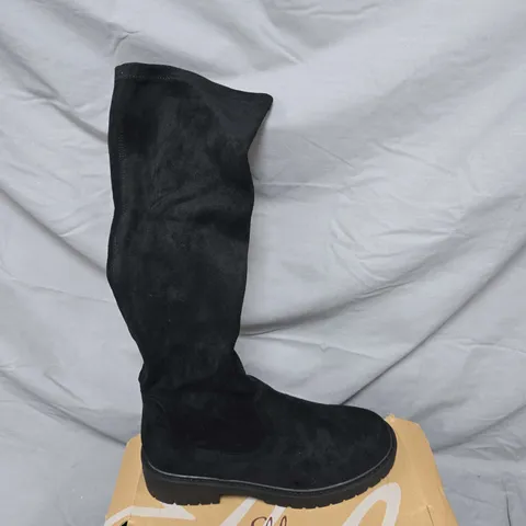 BOXED PAIR OF ELLA SHOES NICOLA BOOTS IN BLACK - SIZE 5