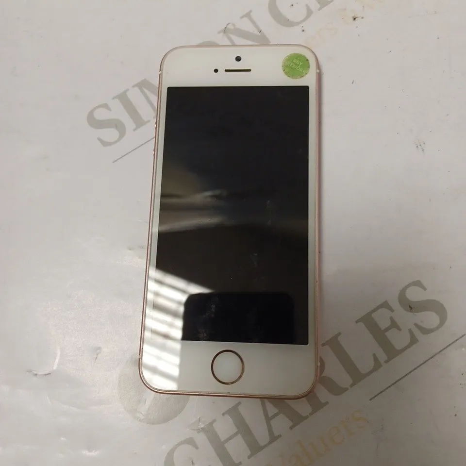 APPLE IPHONE SE SMARTPHONE 