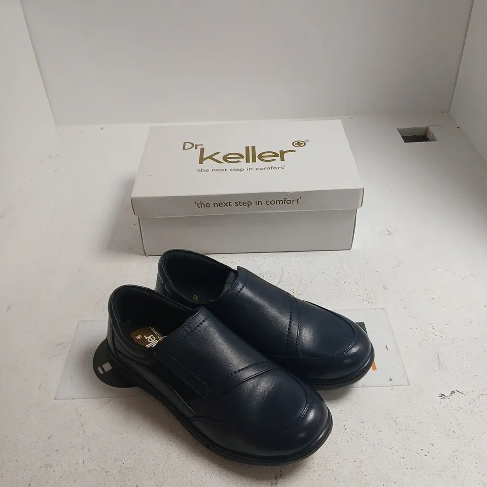 DR KELLER NAVY LEATHER SLIP-ON SHOES, UK SIZE 8 
