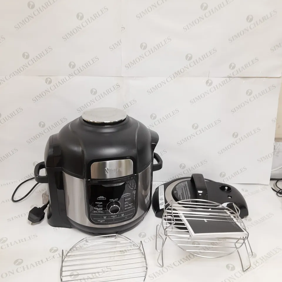 BOXED NINJA FOODI MAX MULTI-COOKER OP500UK