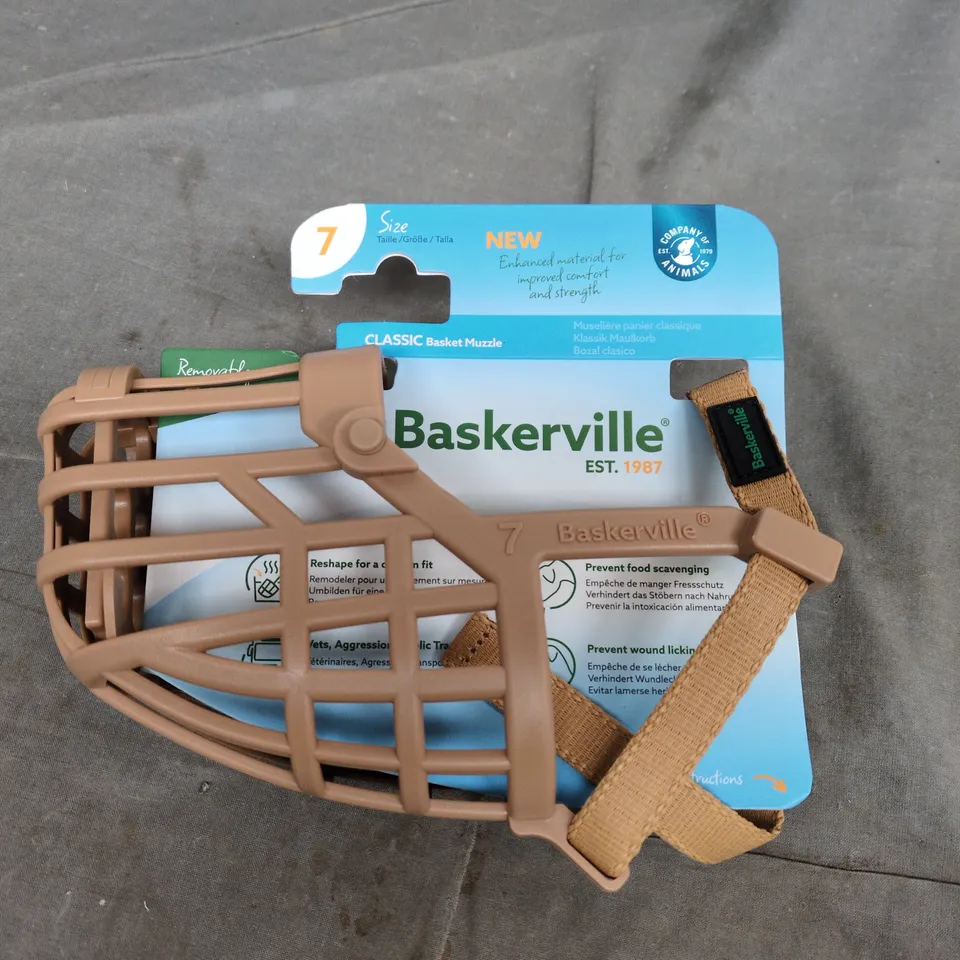 BASKERVILLE CLASSIC BASKET MUZZLE – SIZE 7 