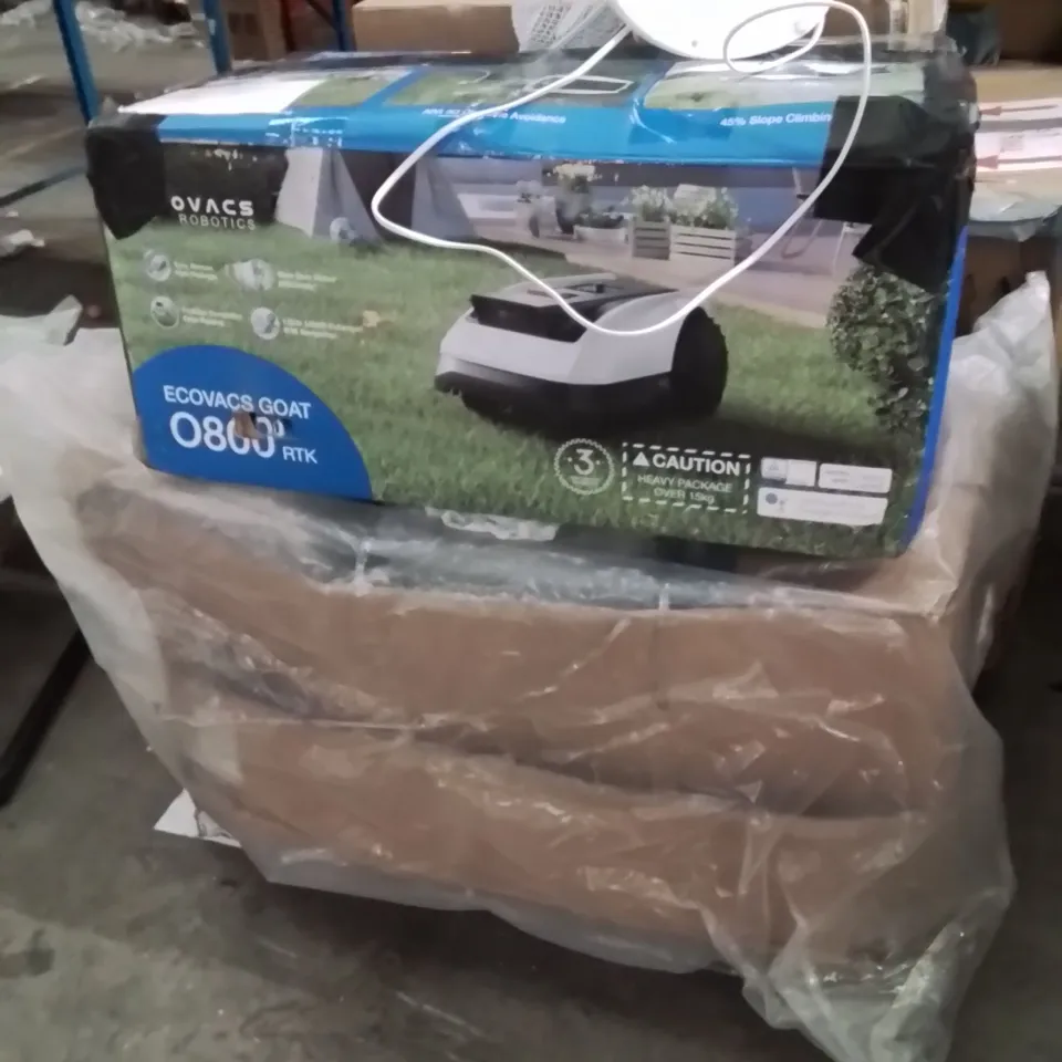 PALLET OF ASSORTED ELECTRICAL ITEMS TO INCLUDE;INDUCTION HOB,FAN