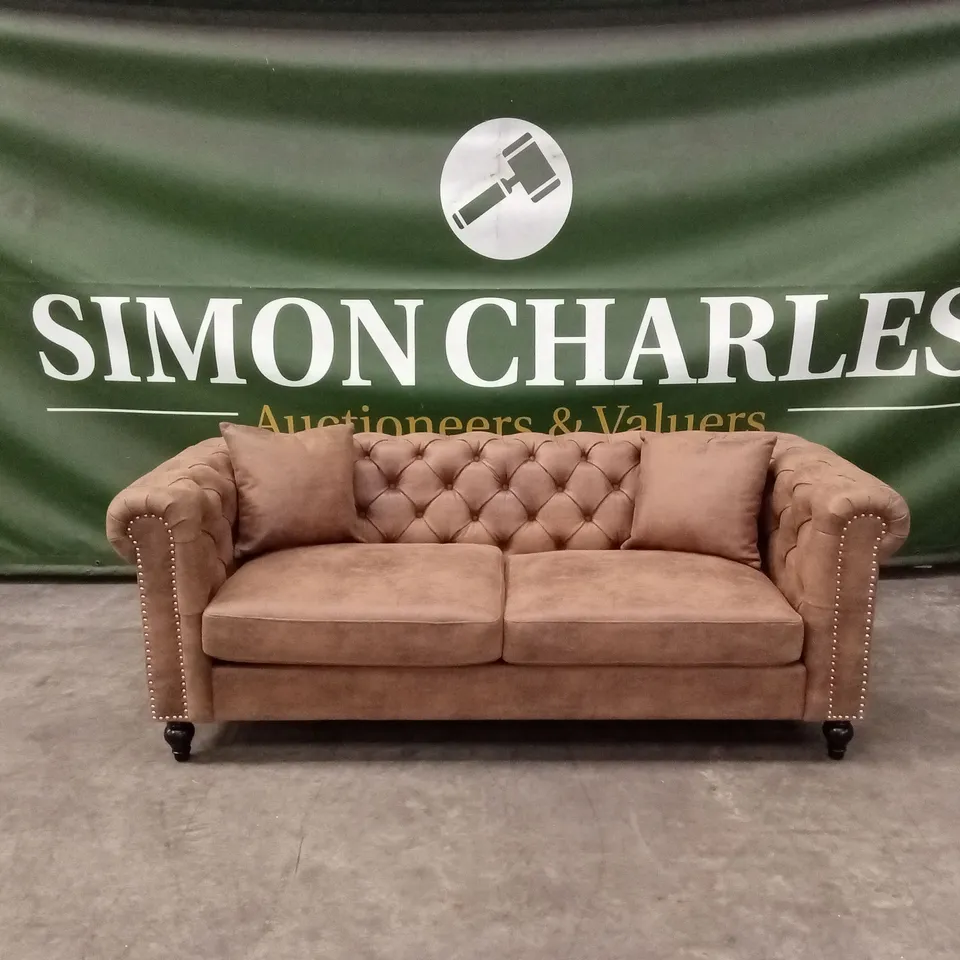 DESIGNER CHESTERFIELD 3 SEATER FABRIC SOFA - BROWN LEATHER-LOOK