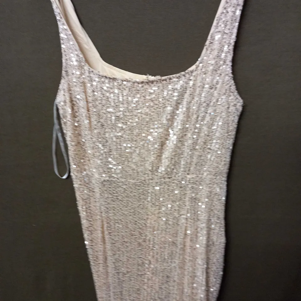 CLUB L HIGH LIFE SILVER SEQUIN SQUARE NECK SPLIT FRONT MAXI DRESS IN SILVER - UK 14