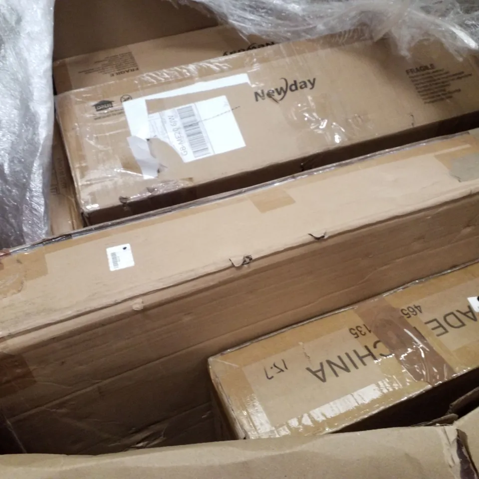 PALLET OF ASSORTED PRODUCTS INCLUDING PET GROOMING TABLE, COUNTERBALANCE MONITOR ARM, SHOWER MIXER, CORKBOARD, LED CEILING FAN