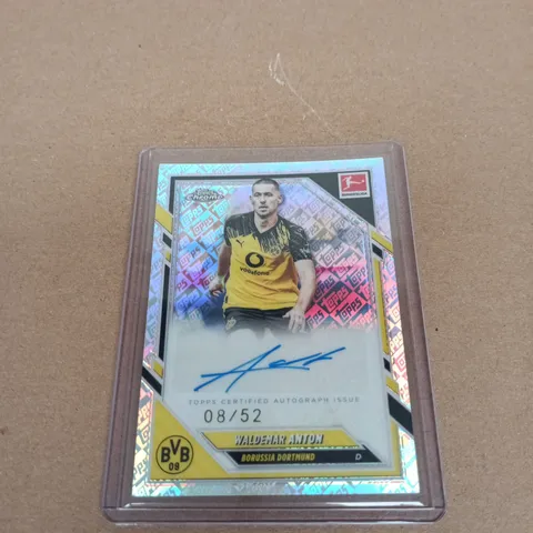 SIGNED TOPPS CHROME BUNDESLIGA 2025/26 AUTOGRAPH CARD – WALDEMAR ANTON (BORUSSIA DORTMUND) – BASE AUTOGRAPH CARD 08/52