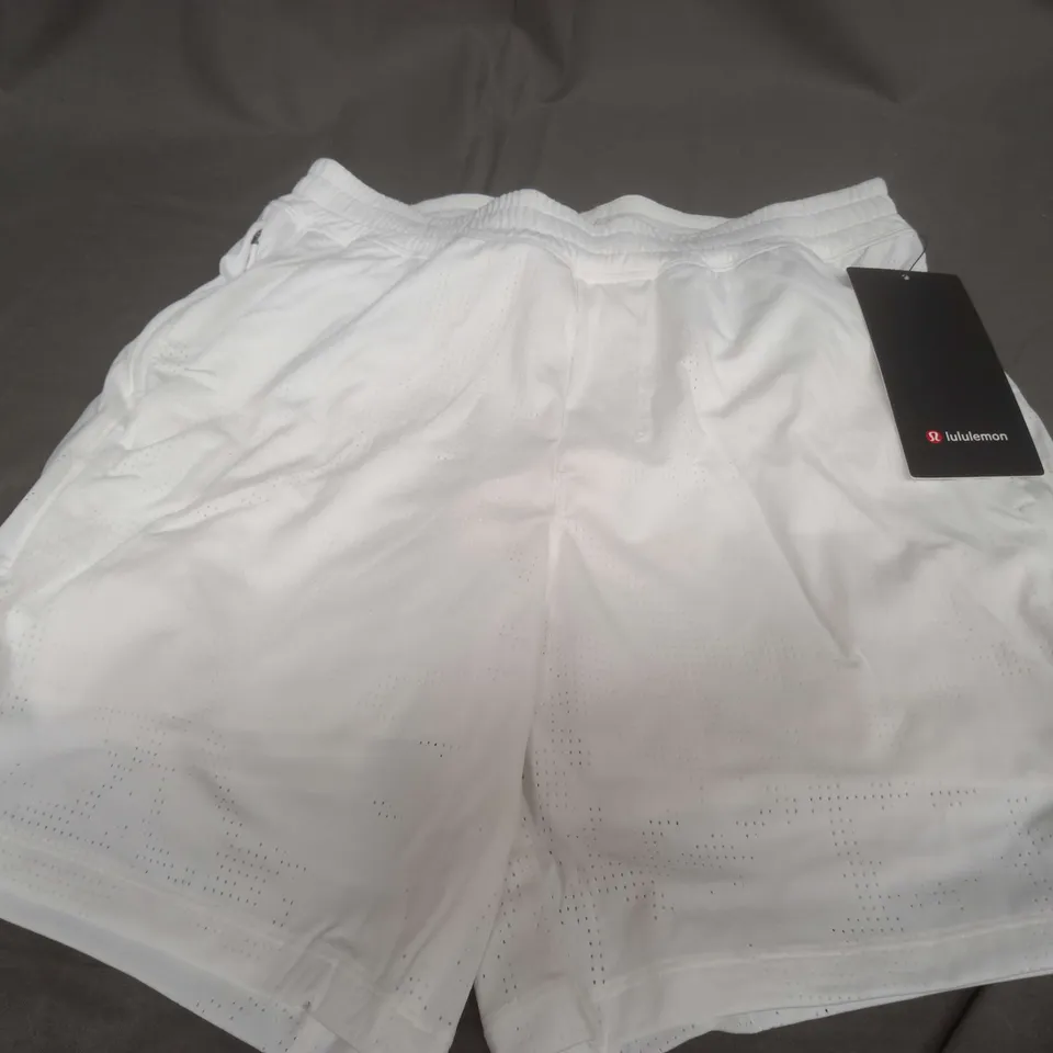 LULULEMON PACE BREAKER JACQUARD SHORT 7 INCH LINED - SMALL