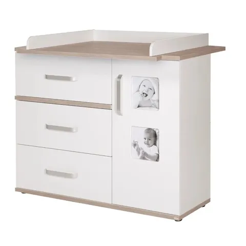 BOXED PIA CHANGING TABLE (3 BOXES)