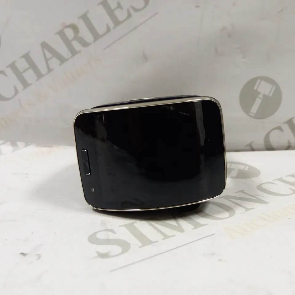 BOXED SAMSUNG GEAR S IN BLACK