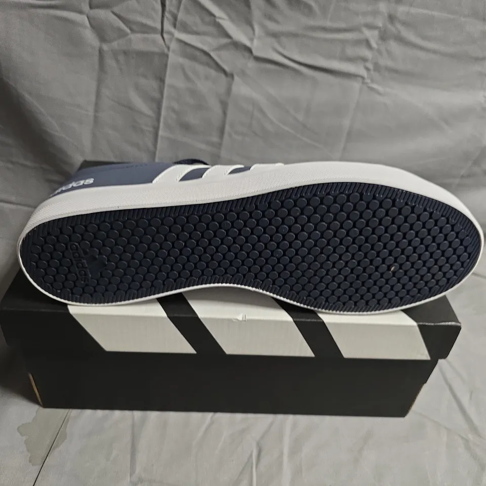 BOXED PAIR OF ADIDAS NAVY BLUE TRAINERS - UK SIZE 9