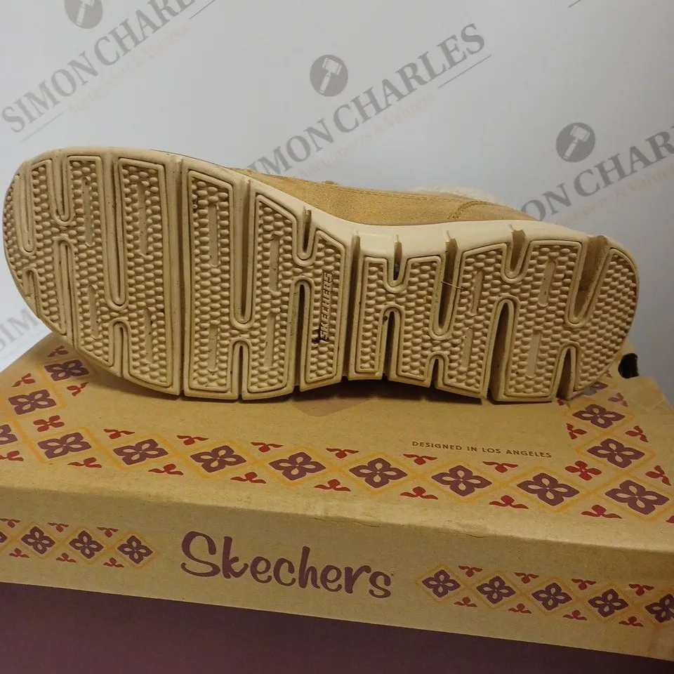 BOXED SKECHERS SYNERGY WARM TECH BOOTS, CHESTNUT - SIZE 8 