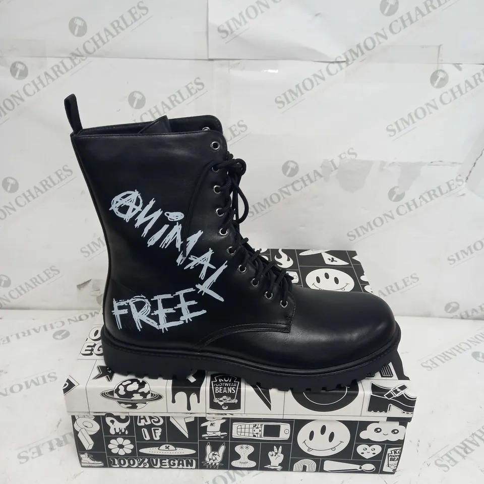 BOXED PAIR OF KOI FOOTWEAR THE STATEMENT ANIMAL FREE MENS MILITARY BOOTS - SIZE 11