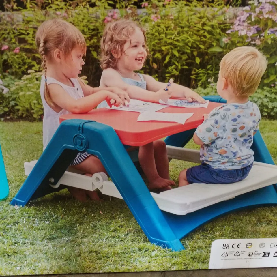 BOXED PALPLAY FUN 'N FOLD PICNIC TABLE  RRP £64.99