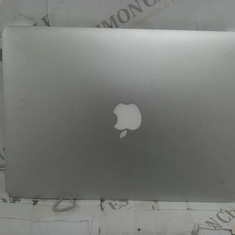 APPLE MACBOOK AIR 7 2/A1466