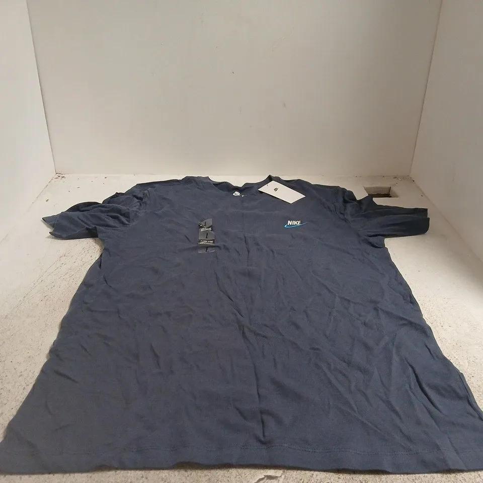 NIKE LARGE MENS BLUE T SHIRT