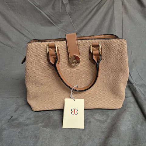 BESSIE LONDON HANDBAG IN TAUPE