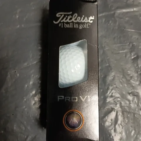 TITLEIST PRO V1 SLEEVE OF 3 GOLF BALLS