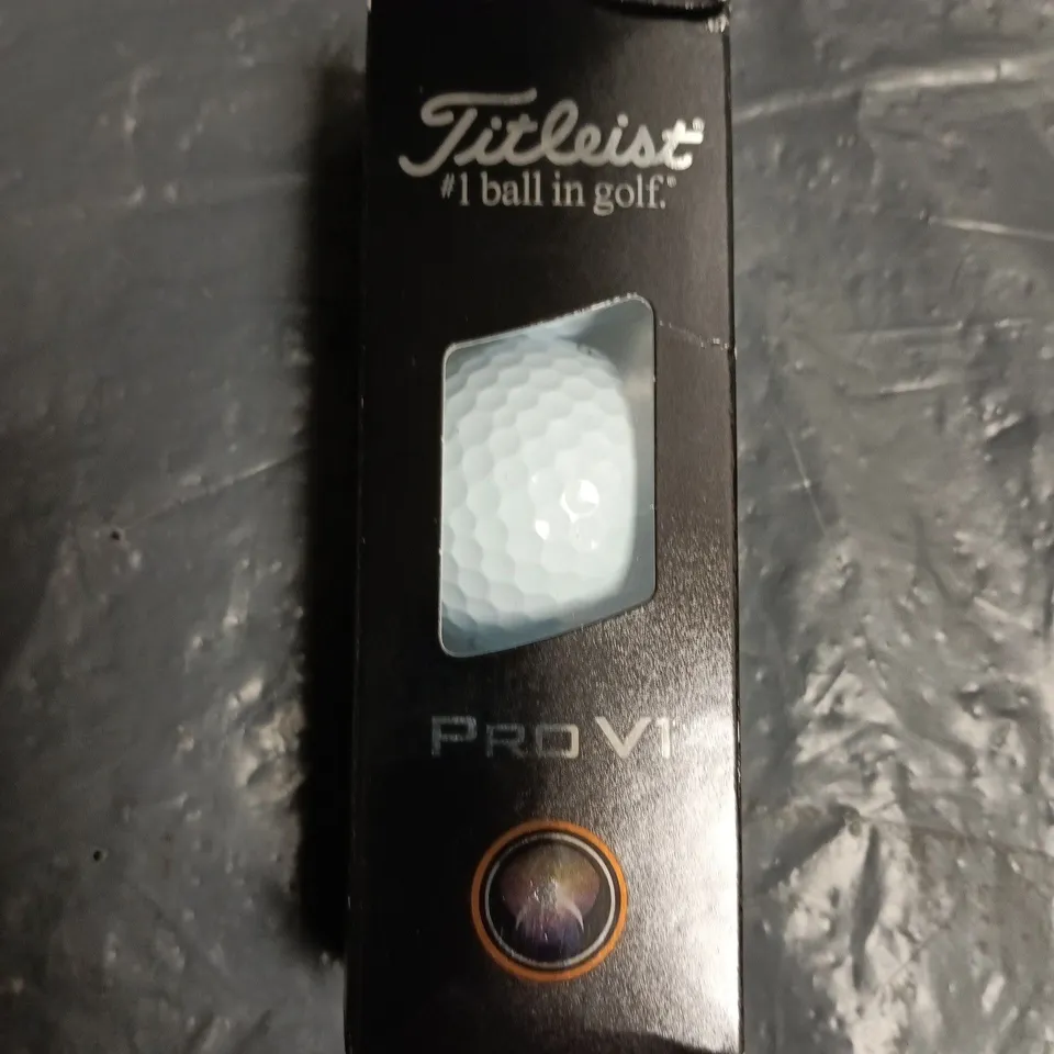TITLEIST PRO V1 SLEEVE OF 3 GOLF BALLS