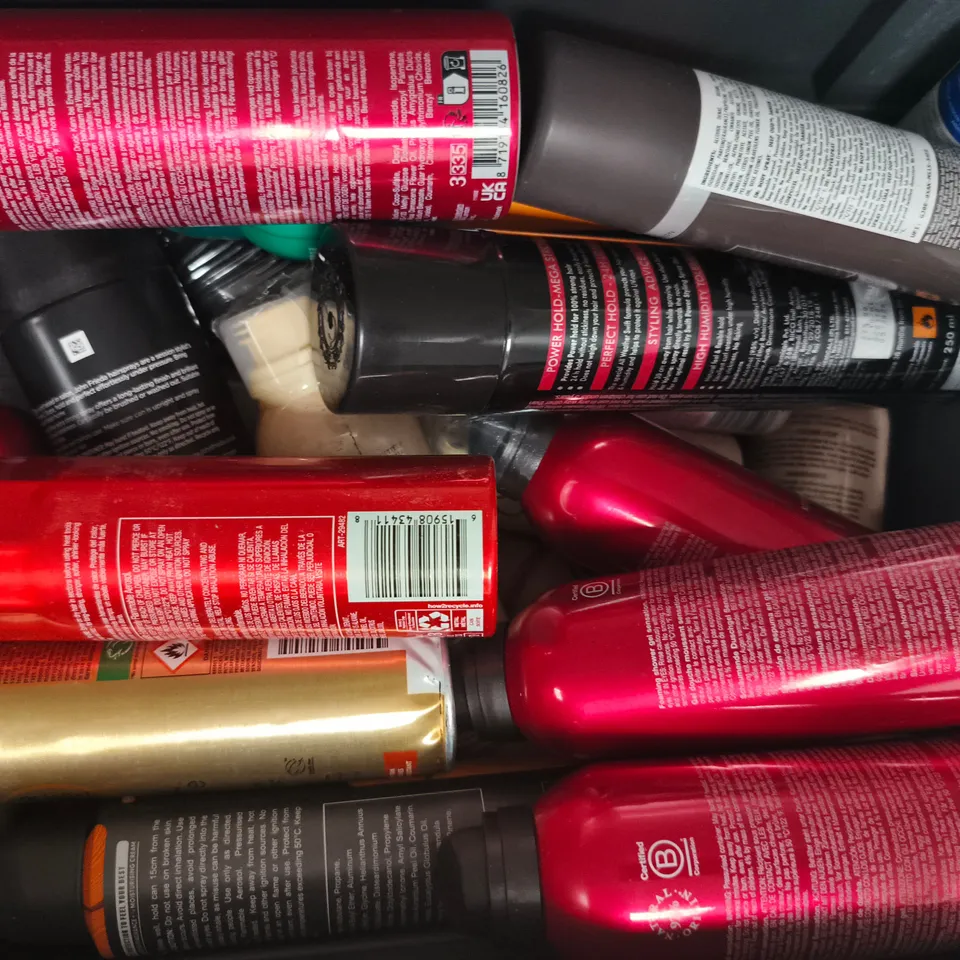 APPROXIMATELY 15 ASSORTED AEROSOL PRODUCTS - COLLECTION ONLY